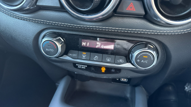 Nissan Juke 1.0 DiG-T 114 N-Connecta 5dr Petrol Hatchback